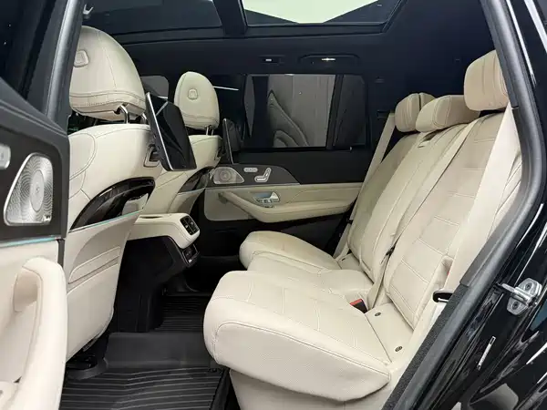 Mercedes-Benz GLS 2024