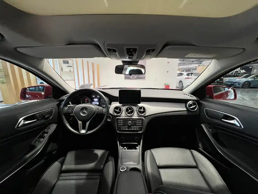 Mercedes-Benz GLA 2016 — фото 13