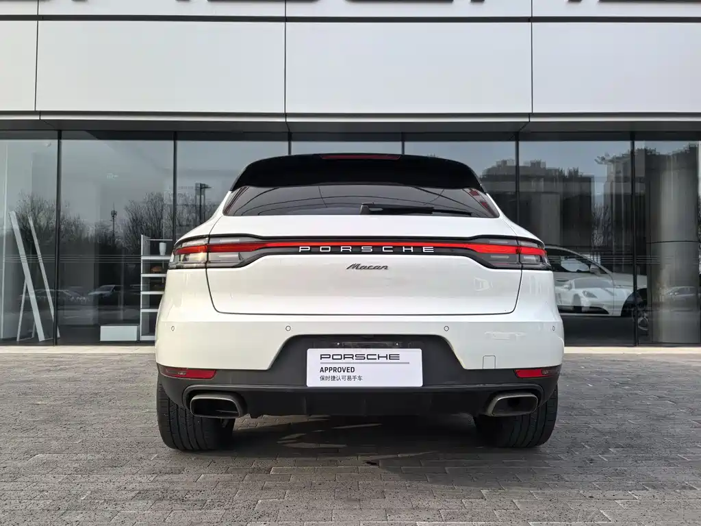 Porsche Macan 2019 — фото 11