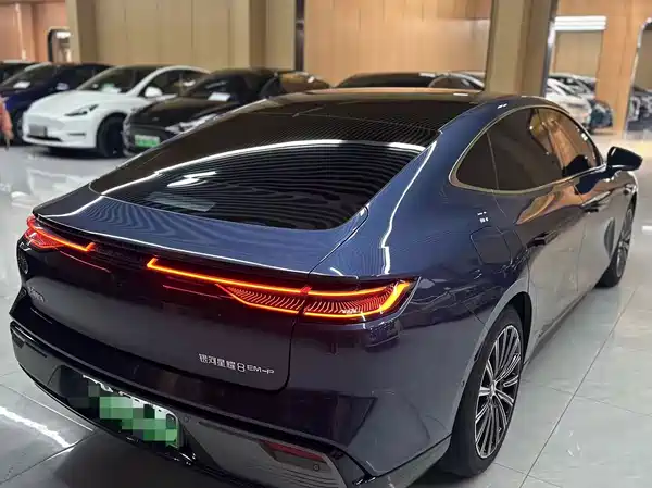 Geely Galaxy Starshine 8 2025