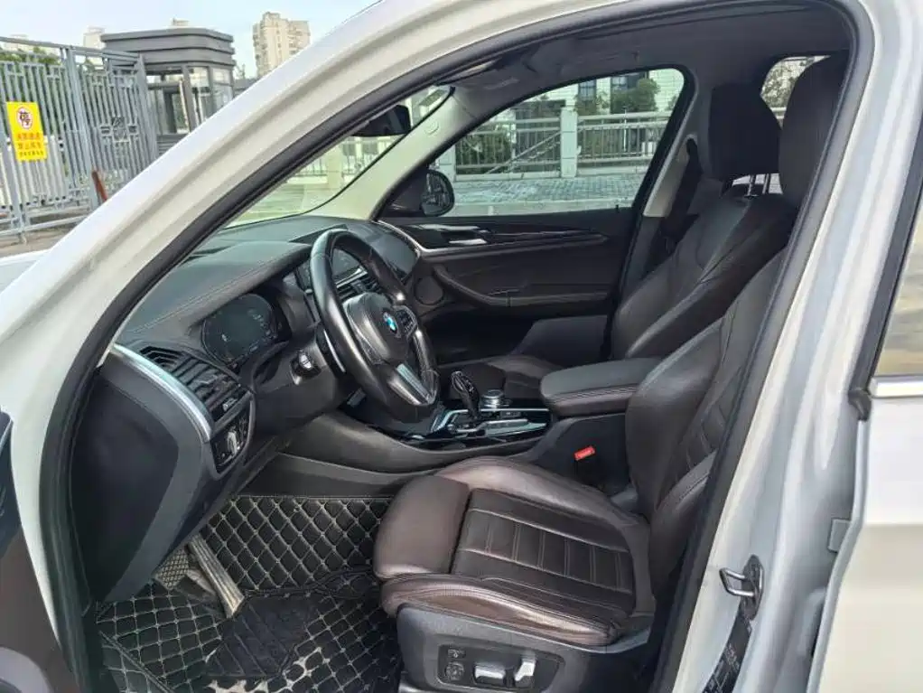 BMW X3 2021