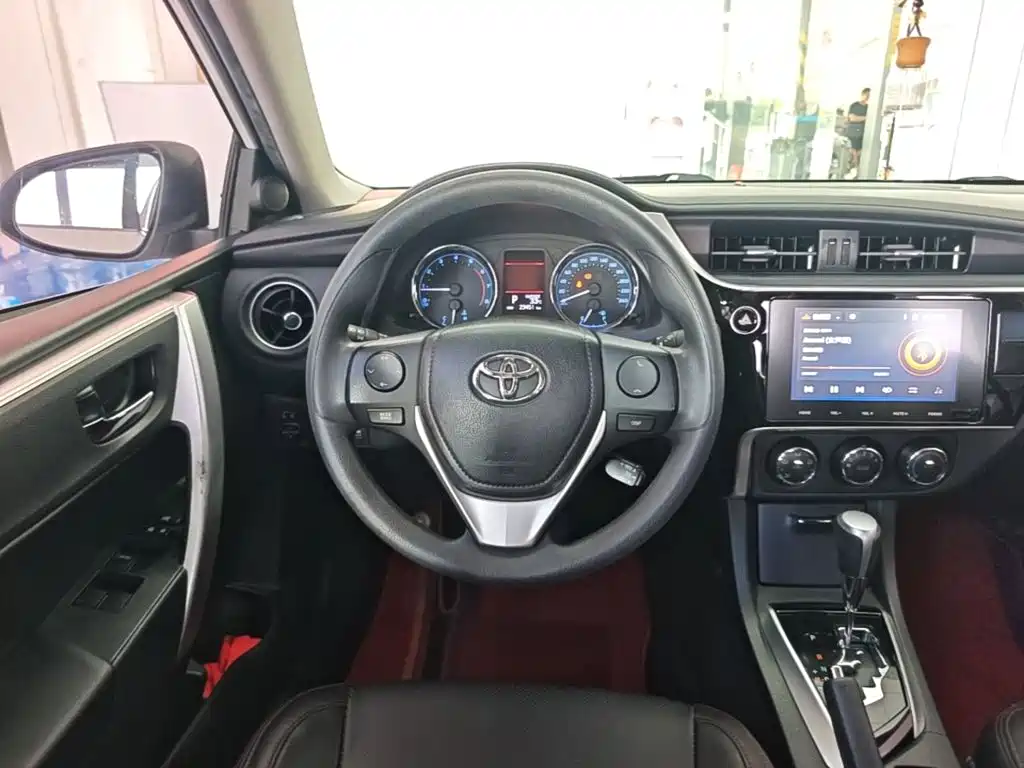Toyota Corolla 2019 — фото 11