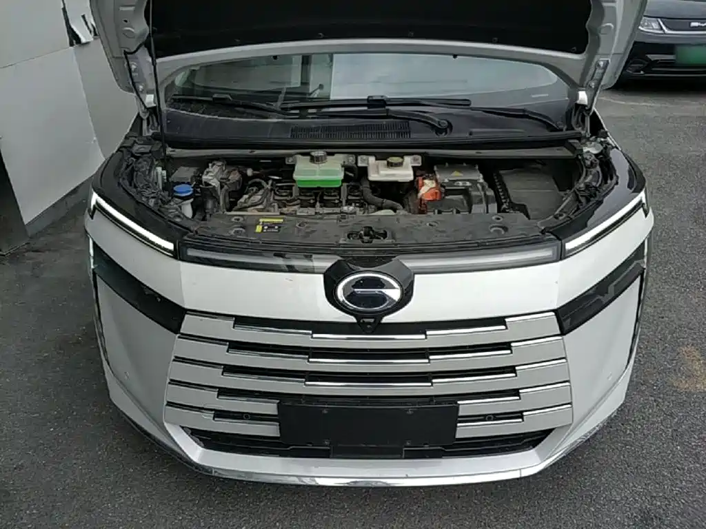 GAC Trumpchi E8 PHEV 2024 — фото 20