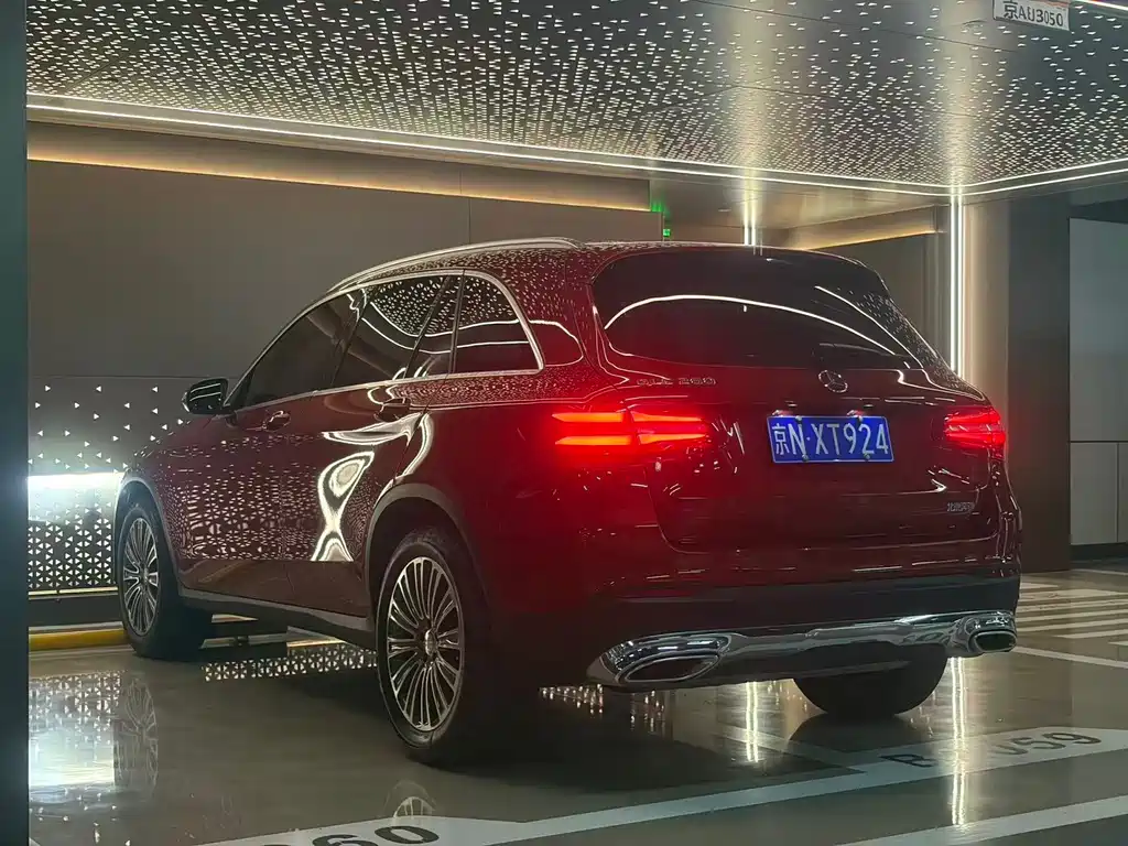 Mercedes-Benz GLC 2016 — фото 17