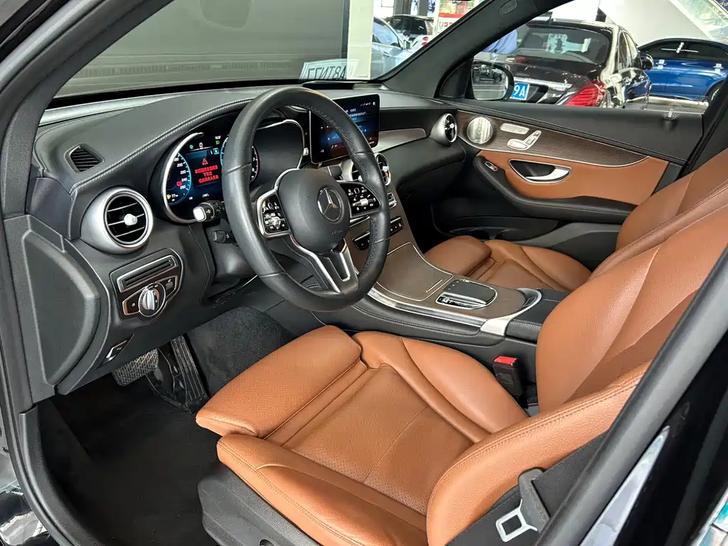 Mercedes-Benz GLC 2021