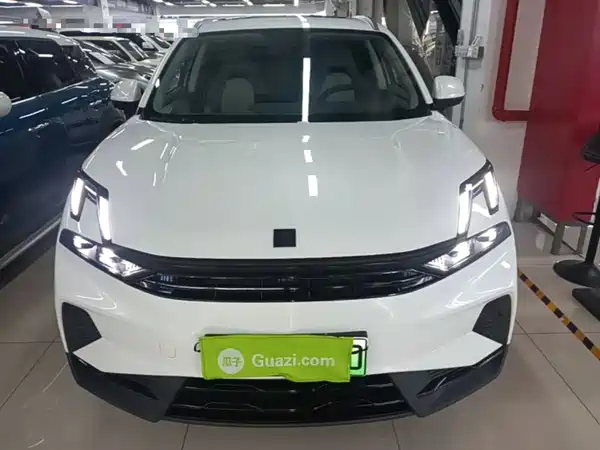 Lynk & Co 06 EM-P 2024