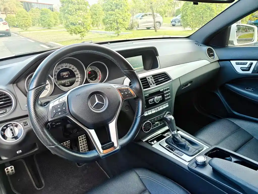 Mercedes-Benz C-Class 2014 — фото 13