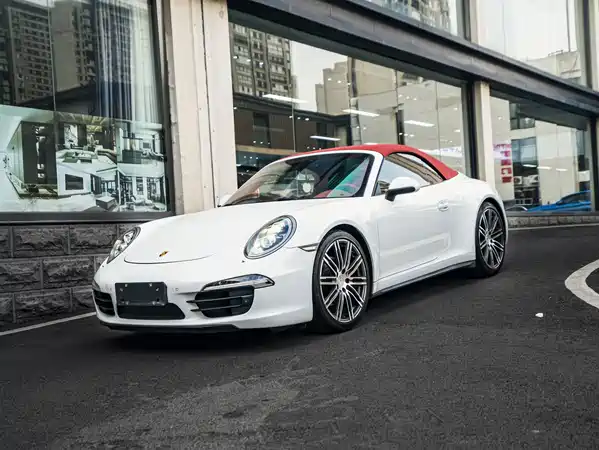 Porsche 911 2015