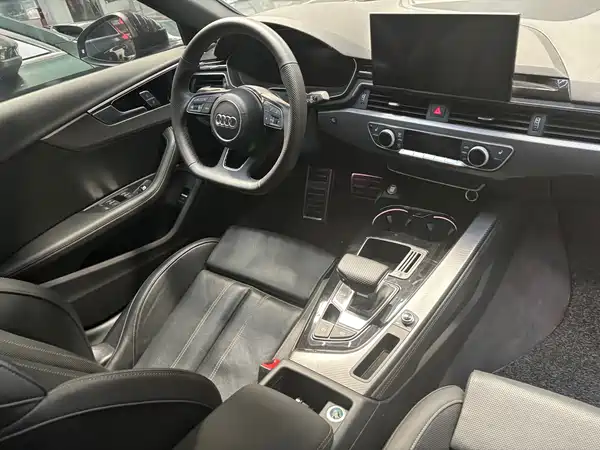 Audi A4L 2025
