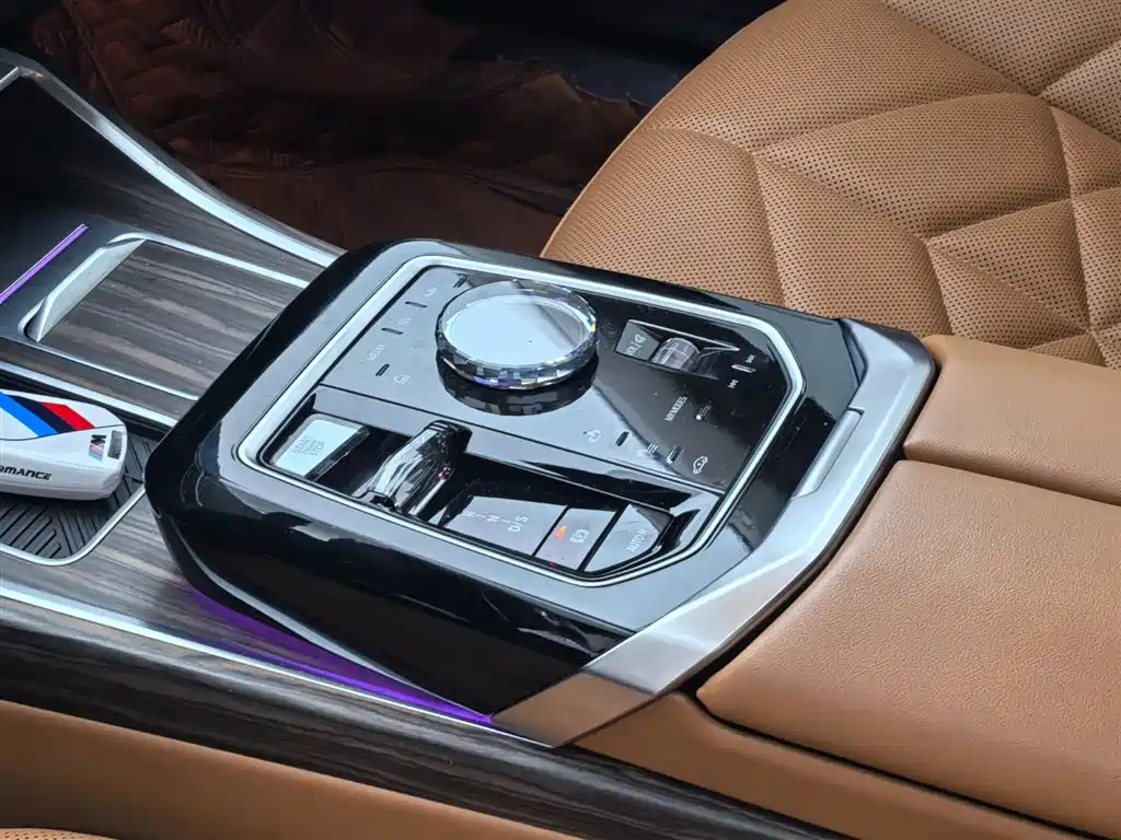 BMW 7 Series 2023 — фото 11