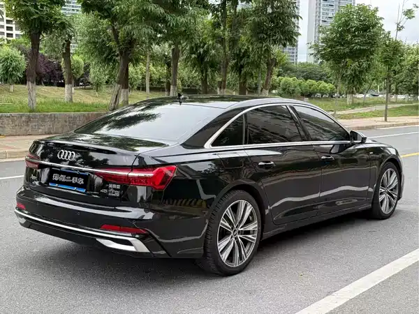 Audi A6L 2023