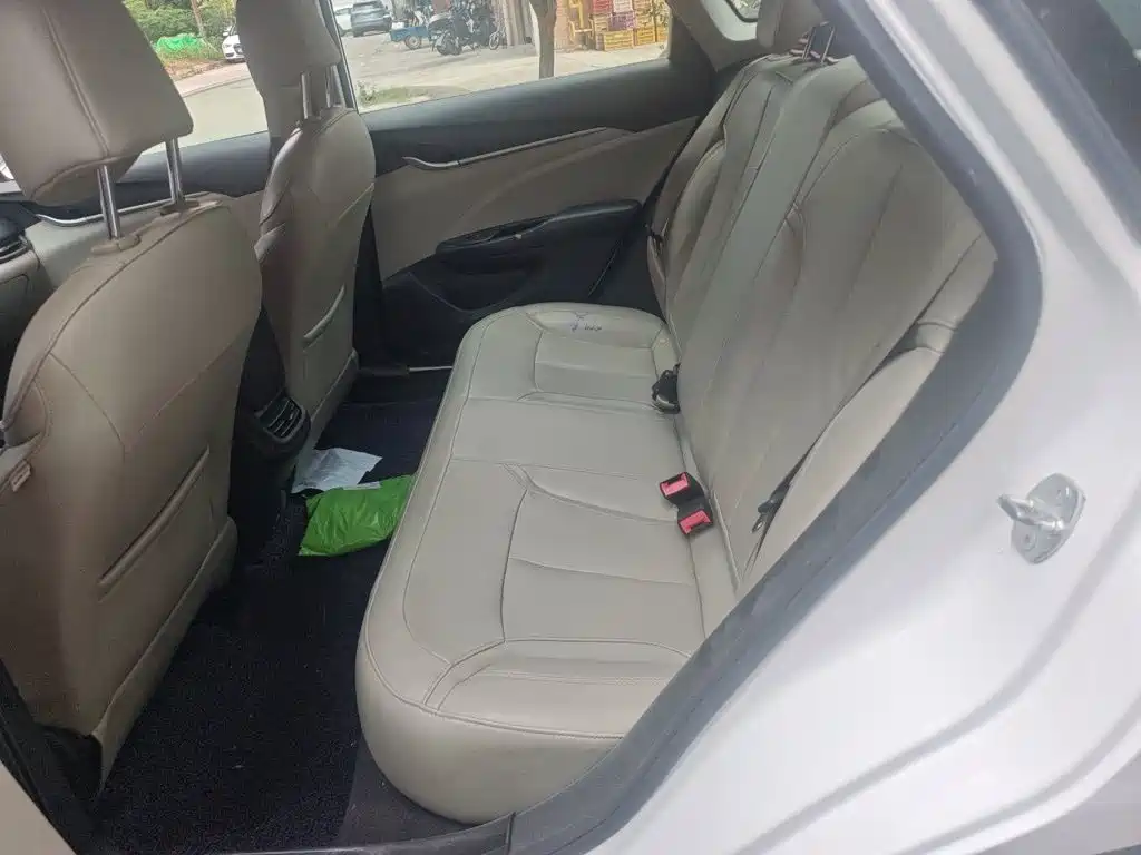 Buick Excelle GT 2018 — фото 13