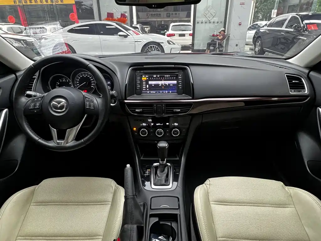 Mazda Atenza 2015 — фото 19