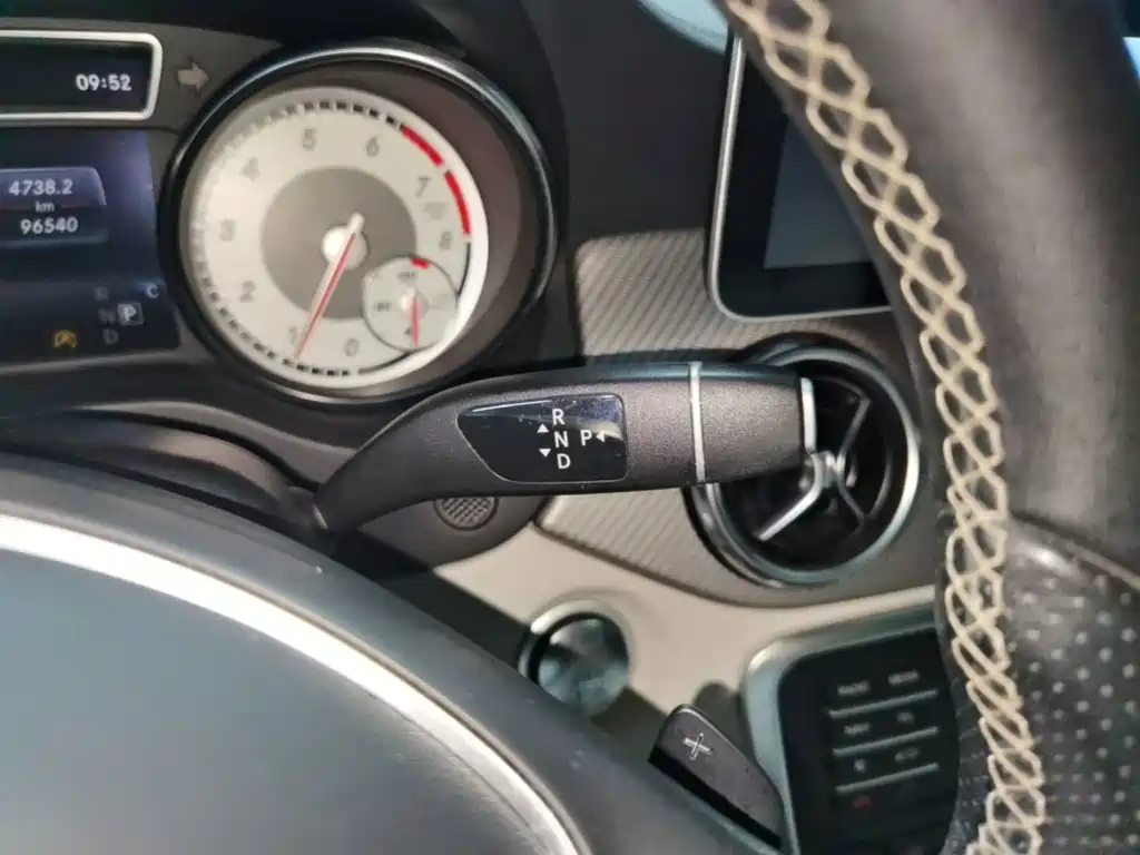 Mercedes-Benz GLA 2017 — фото 14