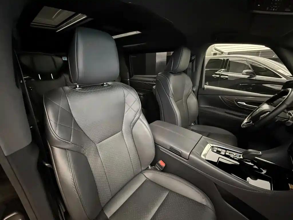 Toyota Alphard 2025 — фото 14
