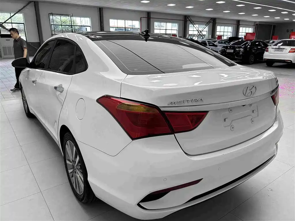 Hyundai Mistra 2018 — фото 15