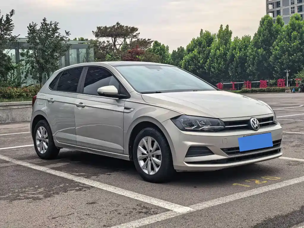 Volkswagen Polo 2021