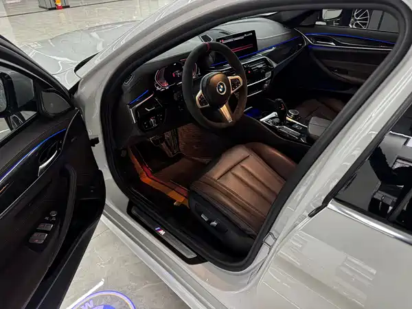 BMW 5 Series 2020