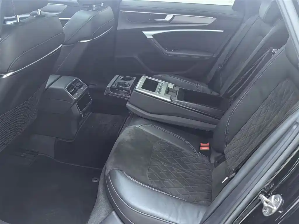 Audi A6L 2021 — фото 13