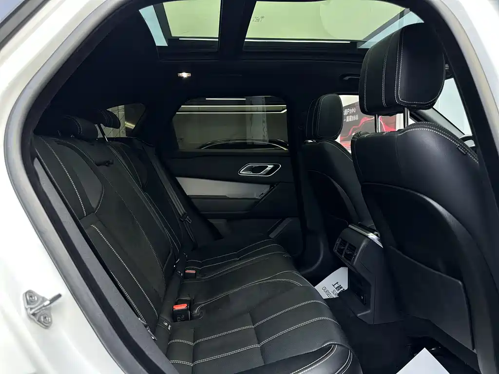 Land Rover Velar 2020 — фото 14