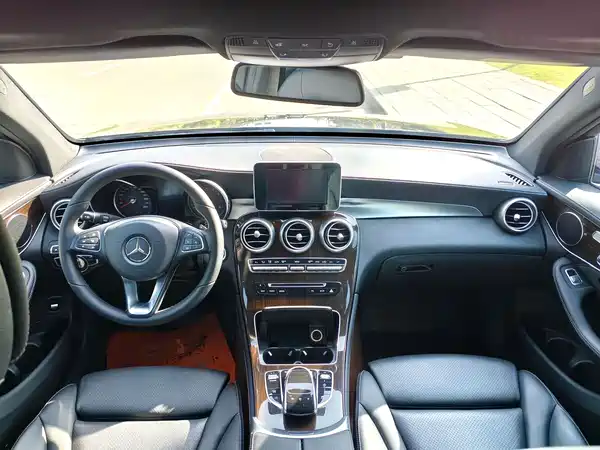 Mercedes-Benz GLC 2018