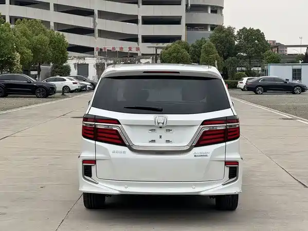 Honda Elysion 2021