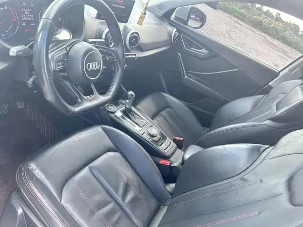 Audi Q2L 2022