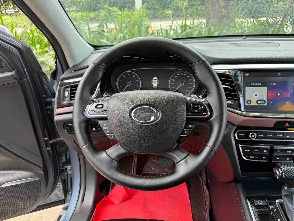 GAC Trumpchi GS8 2018 — фото 13