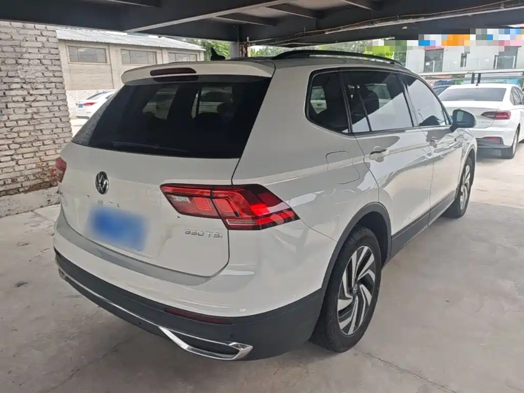 Volkswagen Tiguan L 2022 — фото 7