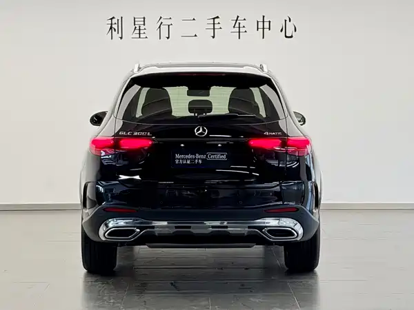 Mercedes-Benz GLC 2025