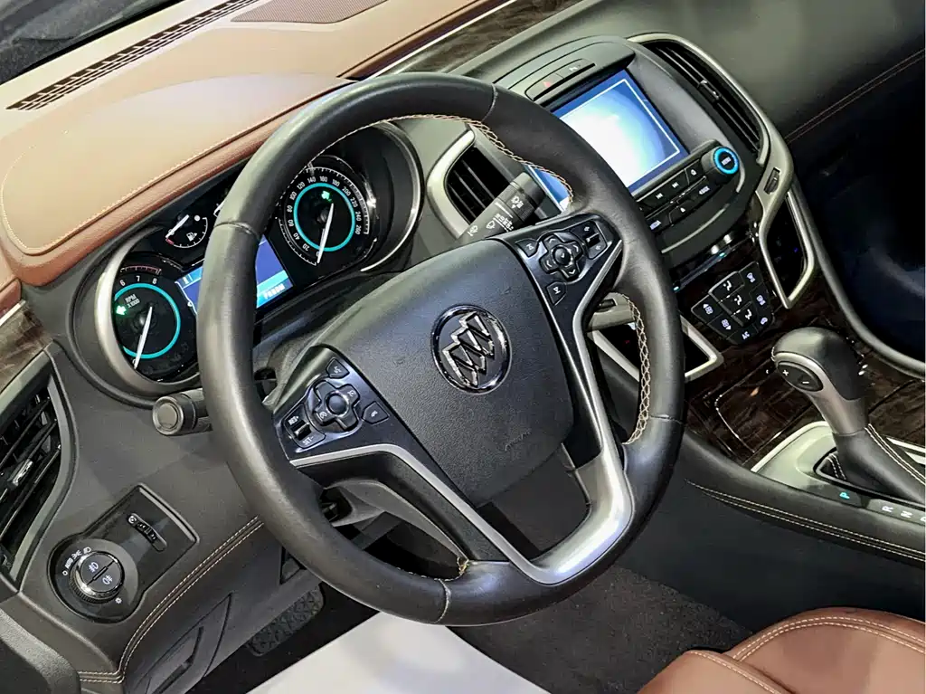 Buick LaCrosse 2016 — фото 9