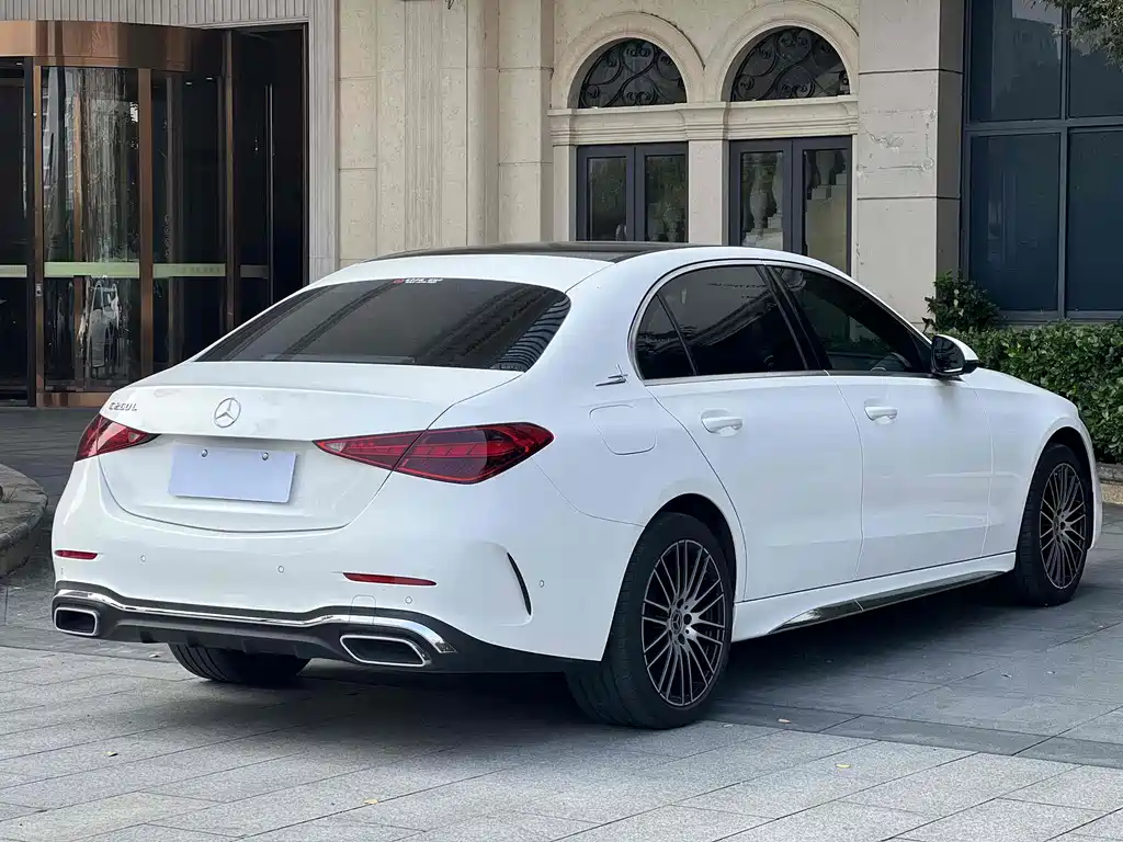Mercedes-Benz C-Class 2022 — фото 4