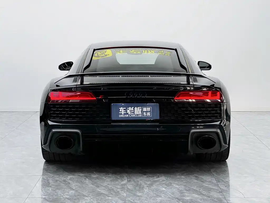 Audi R8 2021 — фото 5