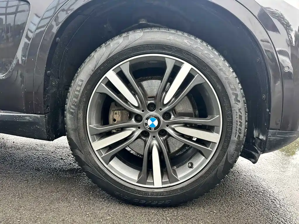 BMW X5 2018 — фото 16