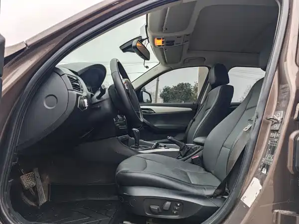 BMW X1 2012