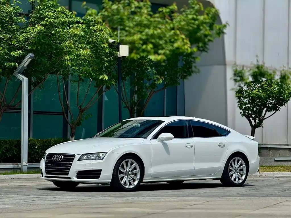 Audi A7 2014 — фото 1