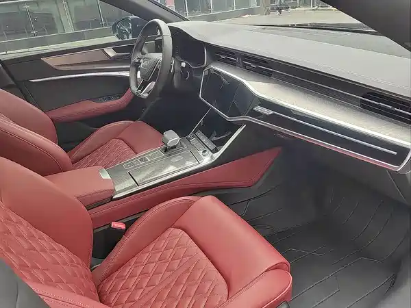 Audi A7L 2025