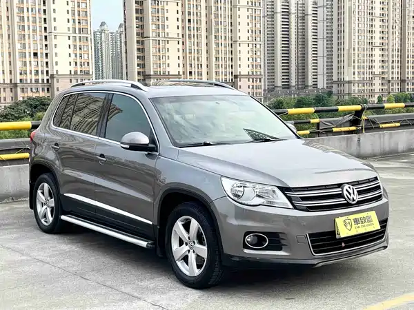 Volkswagen Tiguan 2011