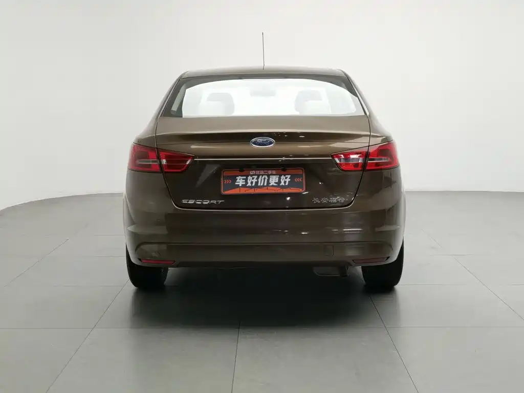 Ford Escort 2015