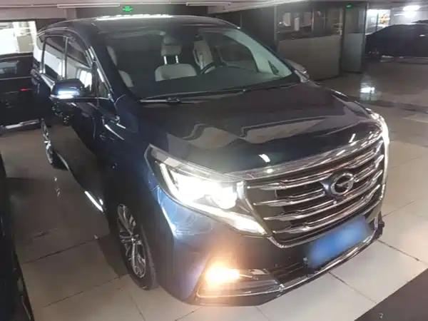 GAC Trumpchi M8 2018