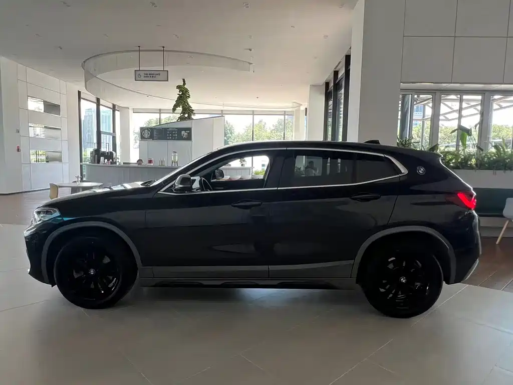BMW X2 2022 — фото 3