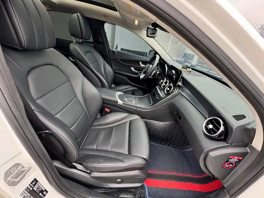 Mercedes-Benz C-Class 2021 — фото 10