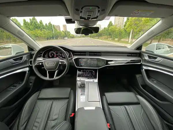 Audi A7 2024