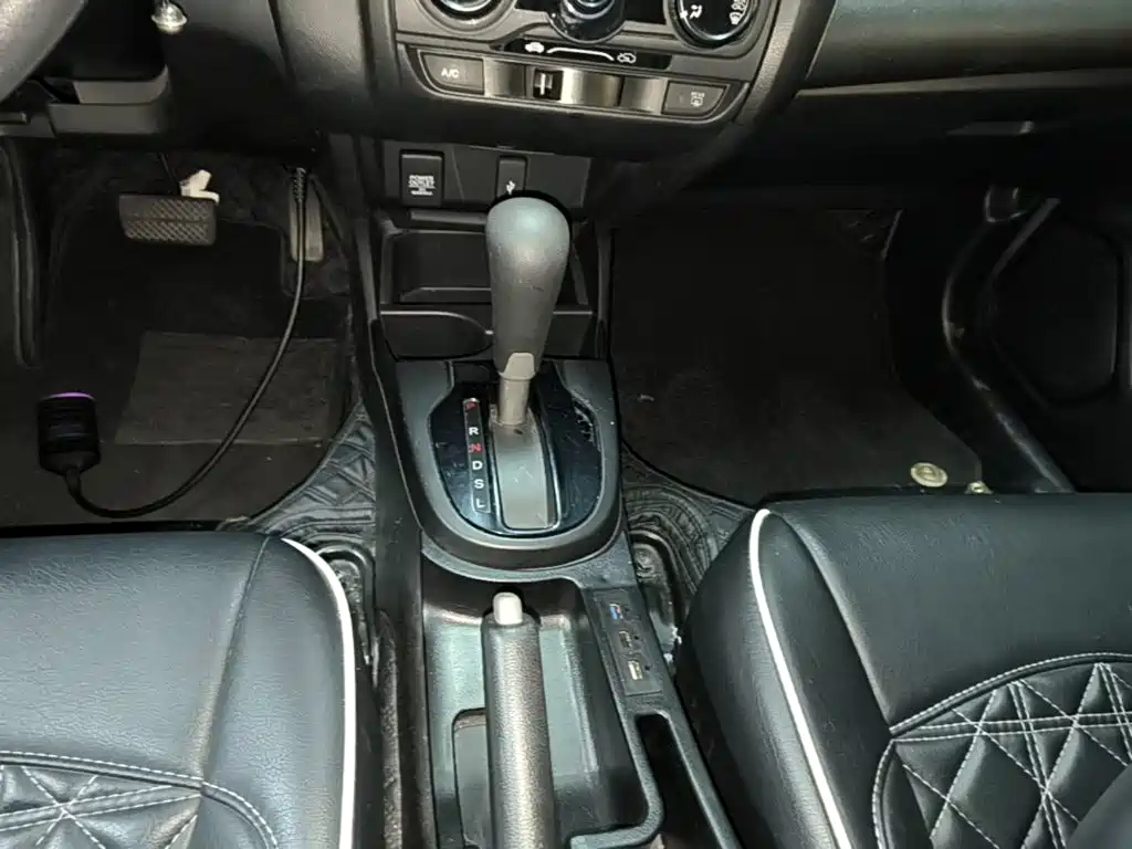 Honda Fit 2018 — фото 14