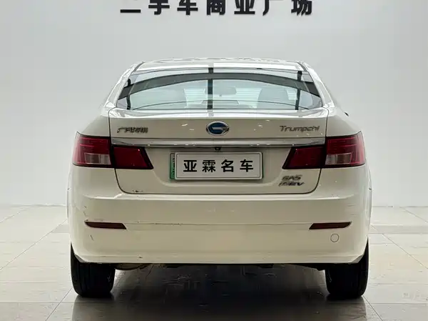 GAC Trumpchi GA5 2018