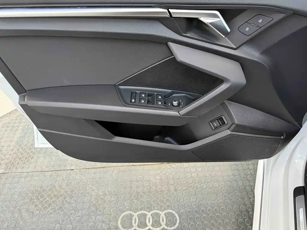 Audi A3 2022 — фото 15