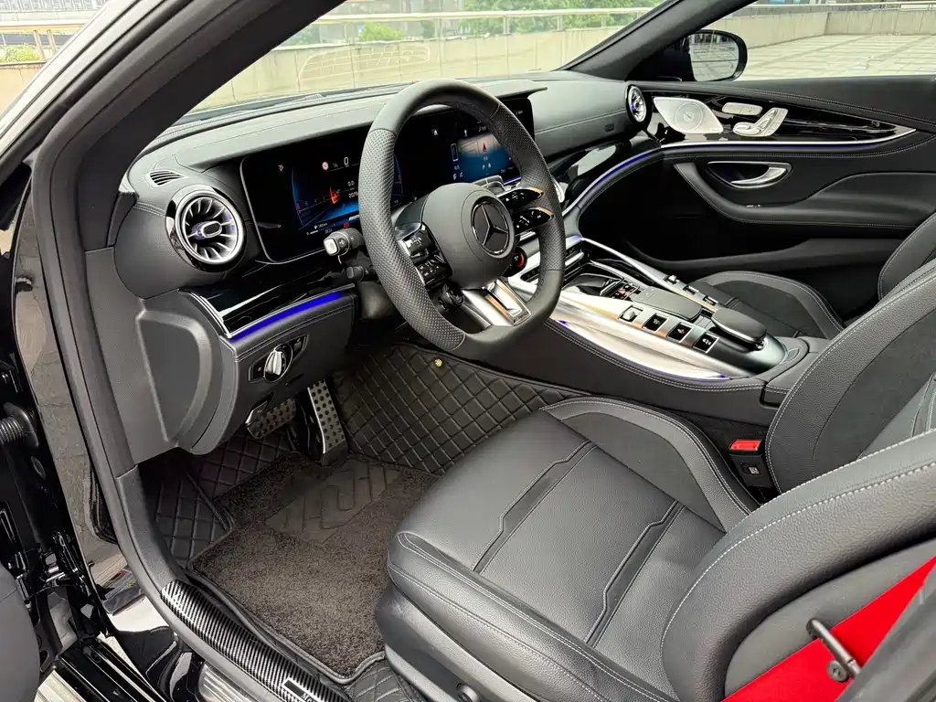 Mercedes-Benz AMG GT 2026 — фото 13