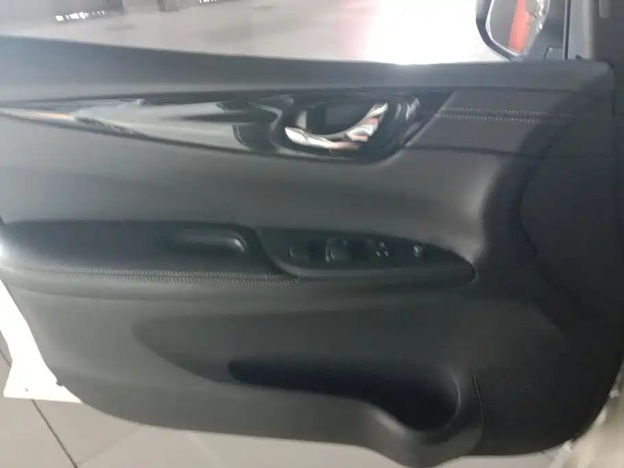 Nissan Tiida 2018