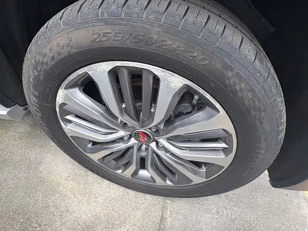 Roewe RX8 2018