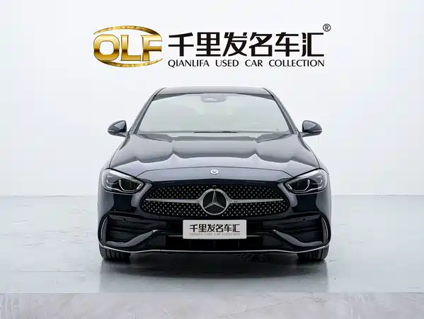 Mercedes-Benz C-Class 2024